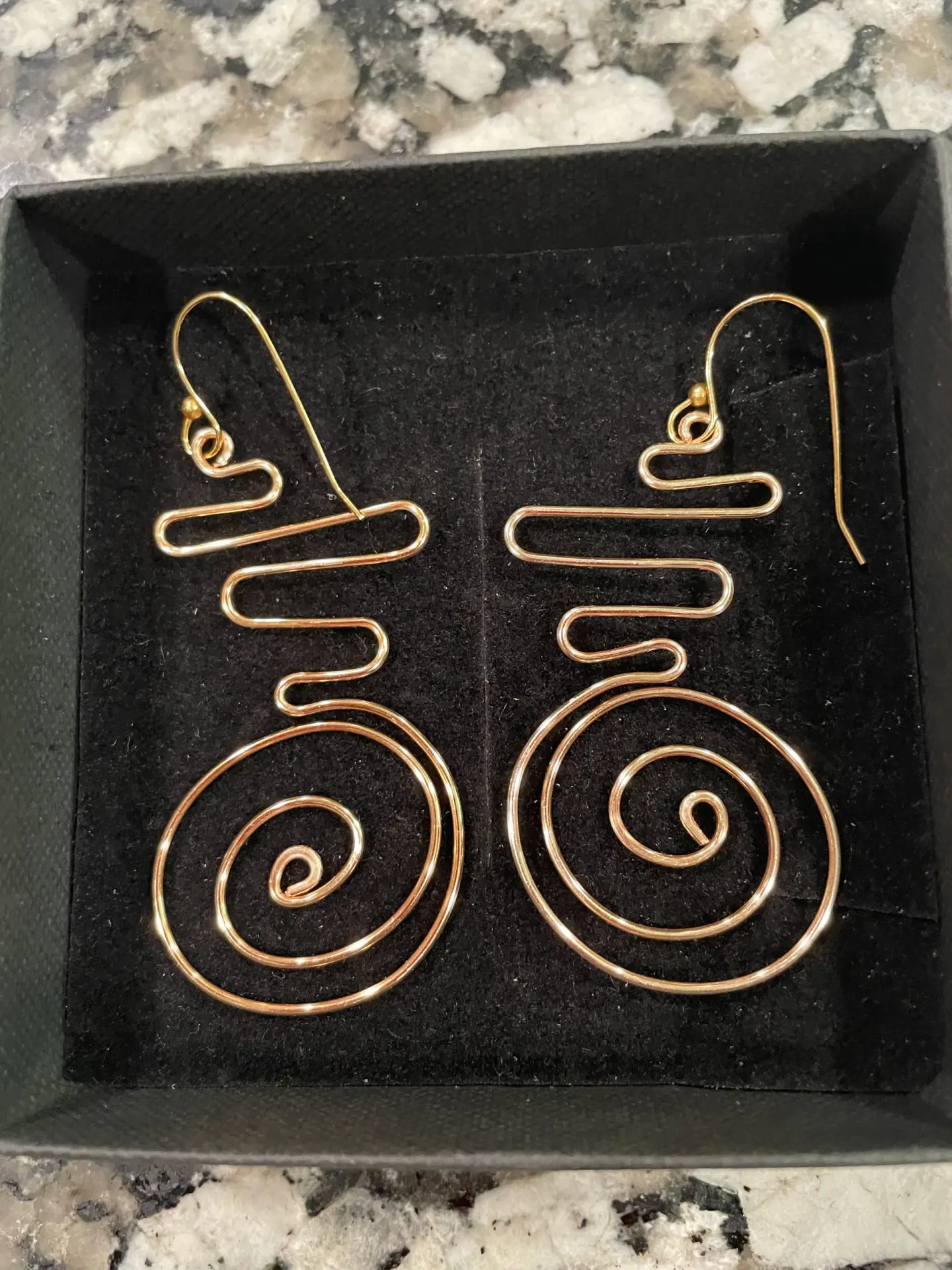 Handcrafted wire wrapped earrings with the spiral look - Image 3